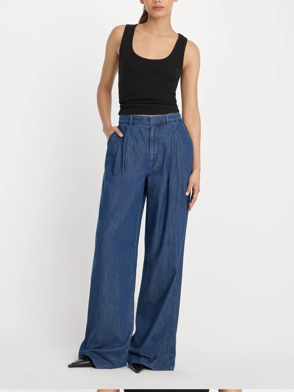 Pleated high waisted wide leg trousers